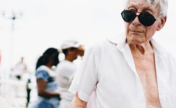Jakie są najlepsze ćwiczenia na siłowni dla poprawy równowagi i koordynacji u seniorów? Jakie są najlepsze ćwiczenia na siłowni dla poprawy równowagi i koordynacji u seniorów?