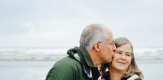Jakie są najczęstsze błędy popełniane przez seniorów podczas ćwiczeń fitness?