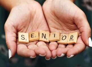 Jakie są najlepsze ćwiczenia dla poprawy elastyczności u seniorów?