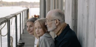 Jak pływanie dla seniorów wpływa na psychikę i samopoczucie?
