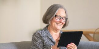 Jakie są korzyści płynące z regularnego pływania dla seniorów?
