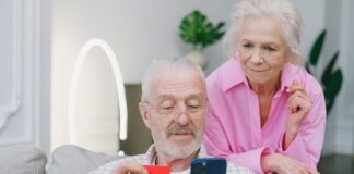 Nordic walking dla seniorów - porównanie z innymi formami aktywności fizycznej.