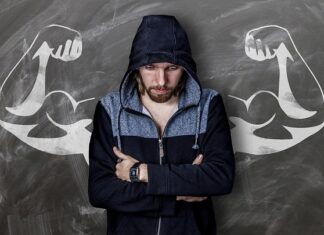 Co się robi najpierw biceps czy triceps?